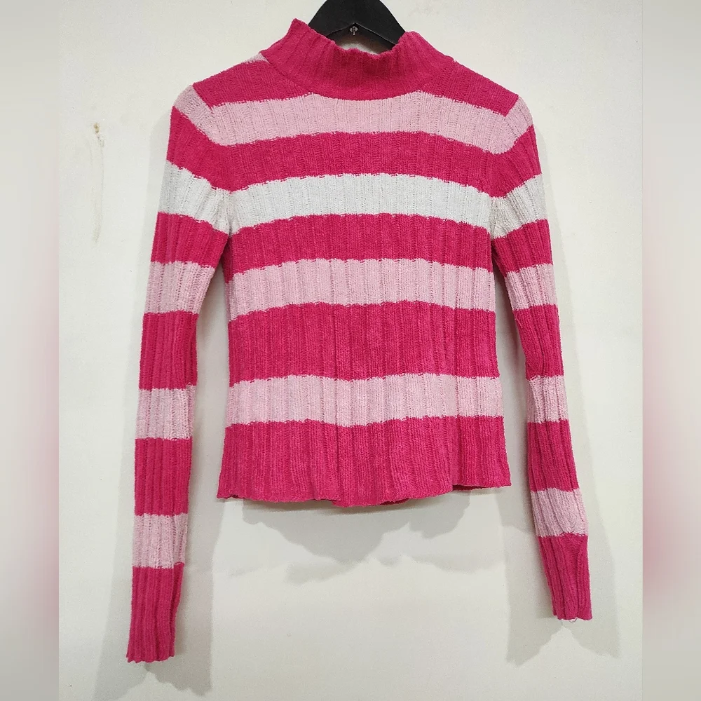 Pink Cozy Top 💗 - Picture 13 of 13